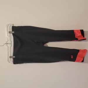 Under Armour work out yoga pants size medium